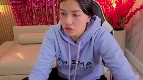 Venus  online show from 02/25/26, 12:26