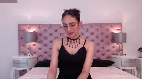 Venus  online show from 12/04/25, 11:41