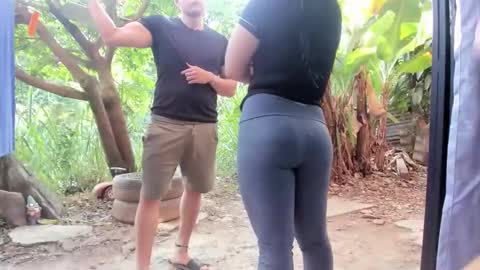 venus ... zeus sheer  online show from 01/31/25, 01:23