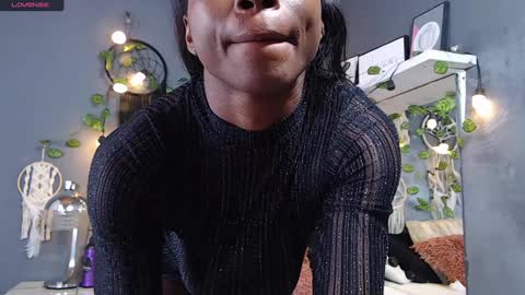 Snapshot of venusbsq chatting on 01/28/25, 06:49 Venus online show from 01/28/25, 06:49