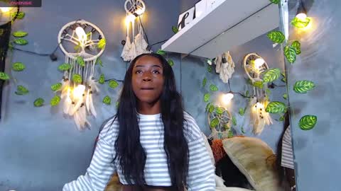 Snapshot of venusbsq chatting on 02/08/25, 09:57 Venus online show from 02/08/25, 09:57