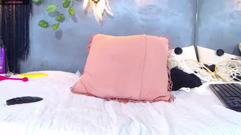 Snapshot of venusbsq chatting on 02/27/25, 08:53 Venus online show from 02/27/25, 08:53