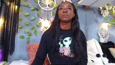 Snapshot of venusbsq chatting on 02/28/25, 06:20 Venus online show from 02/28/25, 06:20