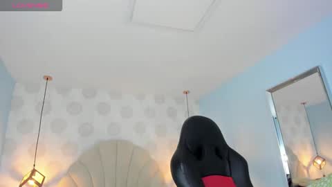 VENUS online show from 03/24/26, 12:43