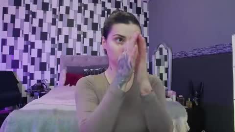 venusinylons online show from 11/09/25, 10:24