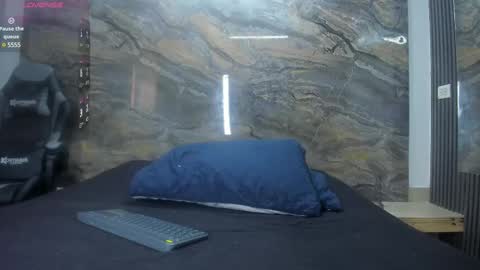 Snapshot of venuss09 chatting on 02/22/25, 08:53 venuss09 online show from 02/22/25, 08:53