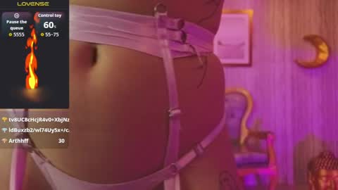 venuss online show from 04/11/26, 07:45