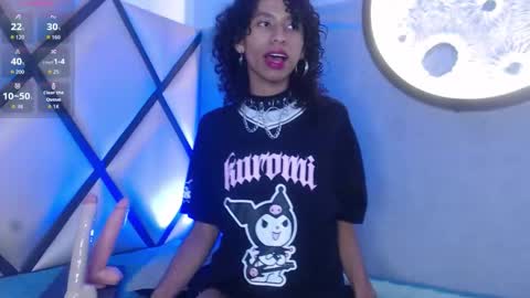 venuss_03 online show from 02/11/26, 03:33