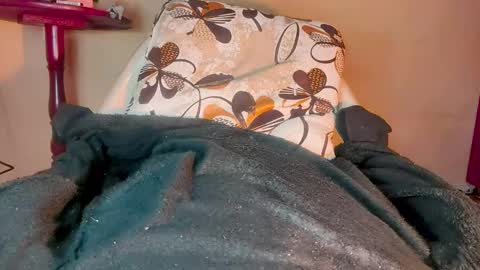 Venus online show from 02/19/25, 03:50