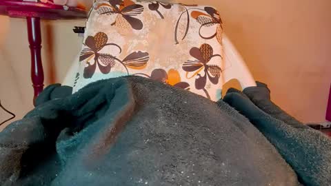 Venus online show from 02/20/25, 02:40