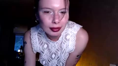 Snapshot of venusxbitch chatting on 07/24/26, 05:22 venusxsweetxangel online show from 07/24/26, 05:22