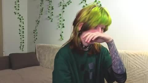 Erica online show from 09/24/25, 08:12