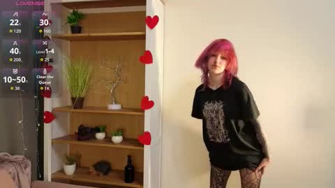 Erica online show from 03/10/26, 08:14