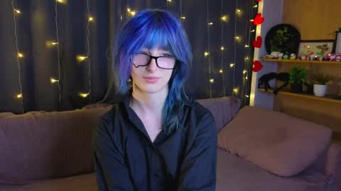 Erica online show from 04/06/26, 08:43