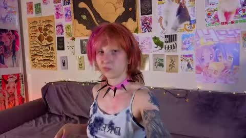 Snapshot of veolatownson chatting on 06/09/26, 08:20 Erica online show from 06/09/26, 08:20