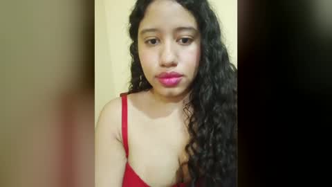 vera_phone online show from 05/15/26, 10:17
