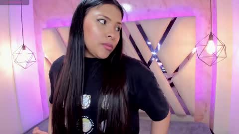 Domelipa  online show from 12/06/24, 01:18