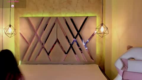 Domelipa  online show from 02/18/25, 11:55