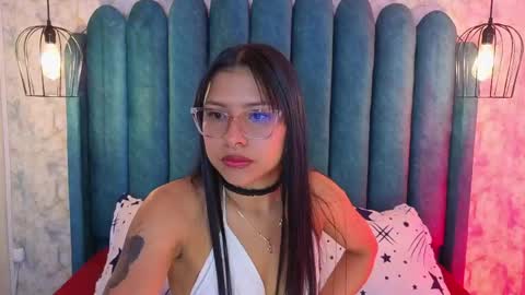 Domelipa  online show from 04/18/26, 11:47