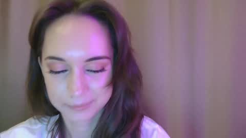 Una online show from 10/25/25, 01:40