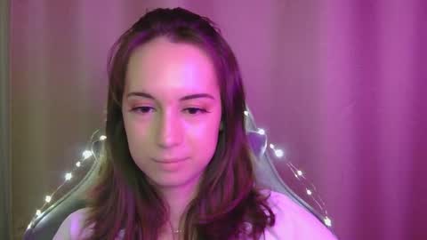 Una online show from 11/15/25, 01:51