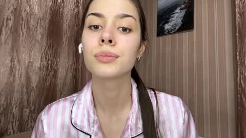 Ayla online show from 04/10/26, 02:00