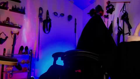 mistress VERESSKA ARDILA online show from 04/18/26, 07:07