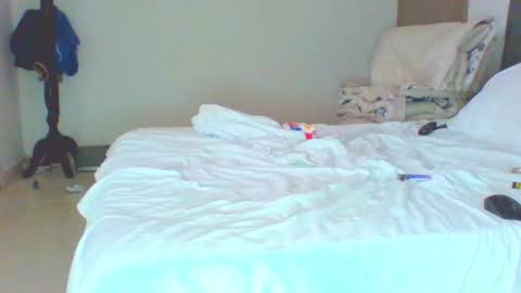 vergagolosa22 online show from 02/18/25, 08:14