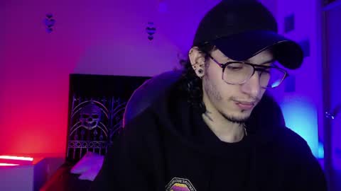 vergil_noir online show from 06/18/26, 03:51