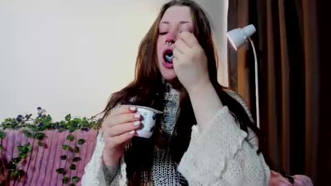 Sonya online show from 11/23/25, 07:19