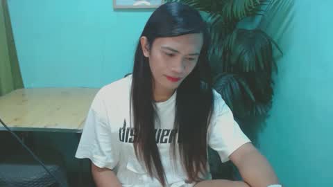 Snapshot of verhenia chatting on 12/05/24, 12:41 verhenia online show from 12/05/24, 12:41