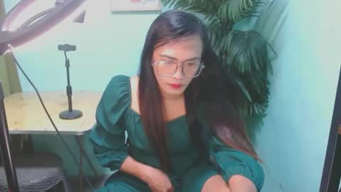 Snapshot of verhenia chatting on 12/07/24, 03:04 verhenia online show from 12/07/24, 03:04