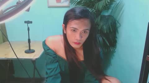 Snapshot of verhenia chatting on 12/07/24, 06:10 verhenia online show from 12/07/24, 06:10