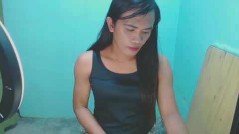 Snapshot of verhenia chatting on 01/21/25, 01:08 verhenia online show from 01/21/25, 01:08