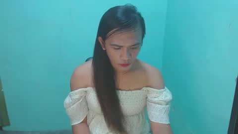 Snapshot of verhenia chatting on 01/24/25, 11:56 verhenia online show from 01/24/25, 11:56