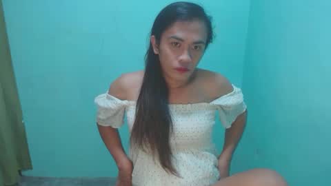 Snapshot of verhenia chatting on 01/25/25, 02:58 verhenia online show from 01/25/25, 02:58