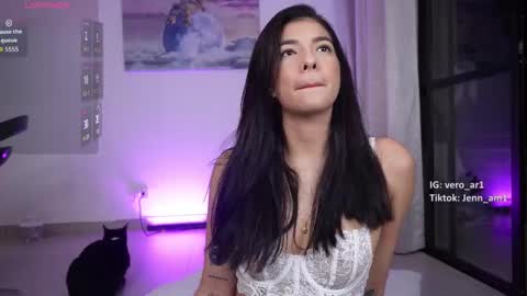 vero_cam online show from 11/20/25, 11:48