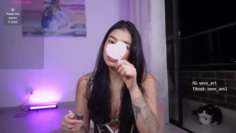 vero_cam online show from 11/23/25, 02:55