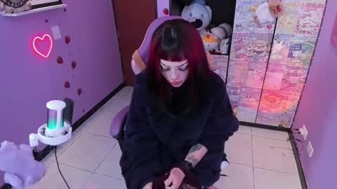     online show from 11/20/25, 12:22