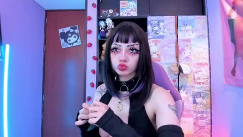     online show from 06/03/26, 04:23