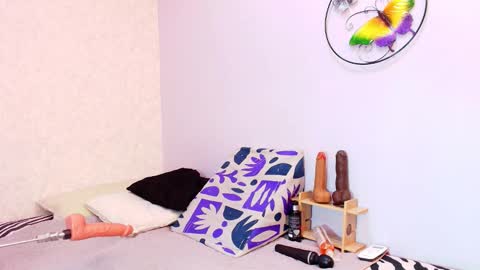 Vero online show from 09/23/25, 03:09