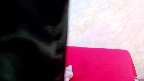 Vero online show from 10/07/25, 03:14