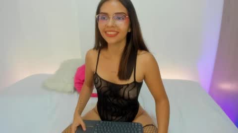 Veronica online show from 05/08/26, 06:02
