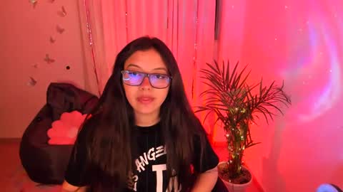 Snapshot of verolake chatting on 02/17/25, 11:09 Verolake online show from 02/17/25, 11:09