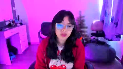 Snapshot of verolake chatting on 03/17/26, 03:15 Verolake online show from 03/17/26, 03:15