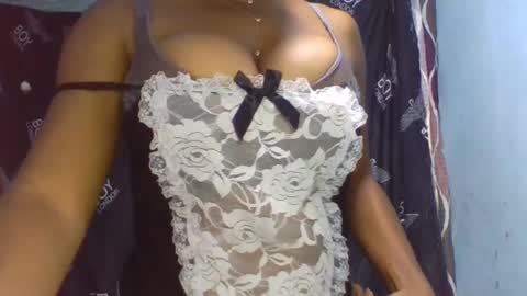 Snapshot of verolla31 chatting on 12/18/24, 01:48 verolla31 online show from 12/18/24, 01:48