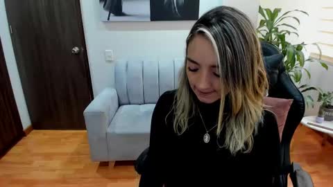 Catalina online show from 02/27/25, 05:04