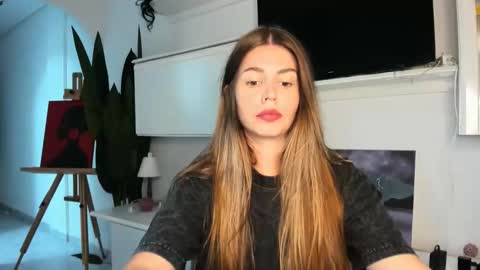 Lolitalolz online show from 11/11/25, 04:40