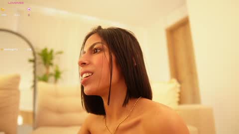 Veronica online show from 12/20/24, 02:49