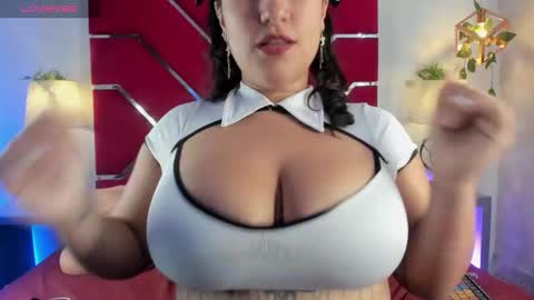 Veronica Olson online show from 11/14/25, 02:43